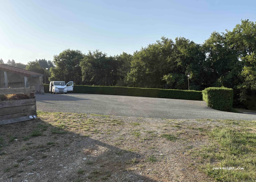 (23430) Châtelus-le-Marcheix - Route de l'Église — foto principale
