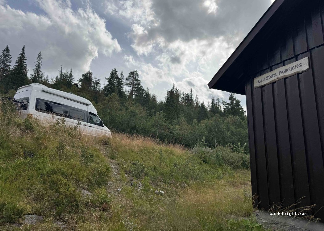 () Hallbjønn høyfjellsenter - Borsævegen — foto 2