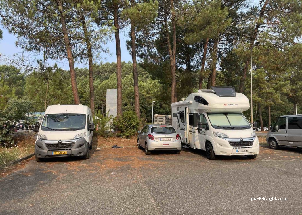 (40150) Soorts-Hossegor - Avenue des Charpentiers — foto 2