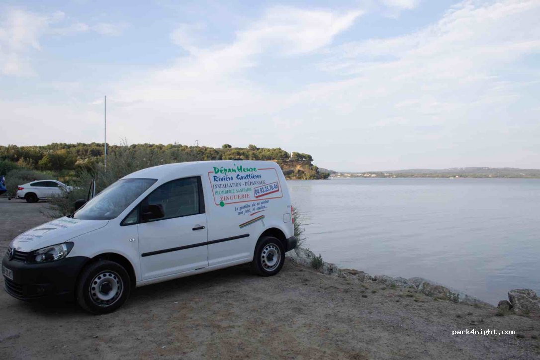 (13800) Istres - 26 Route de Saint Chamas — foto 2
