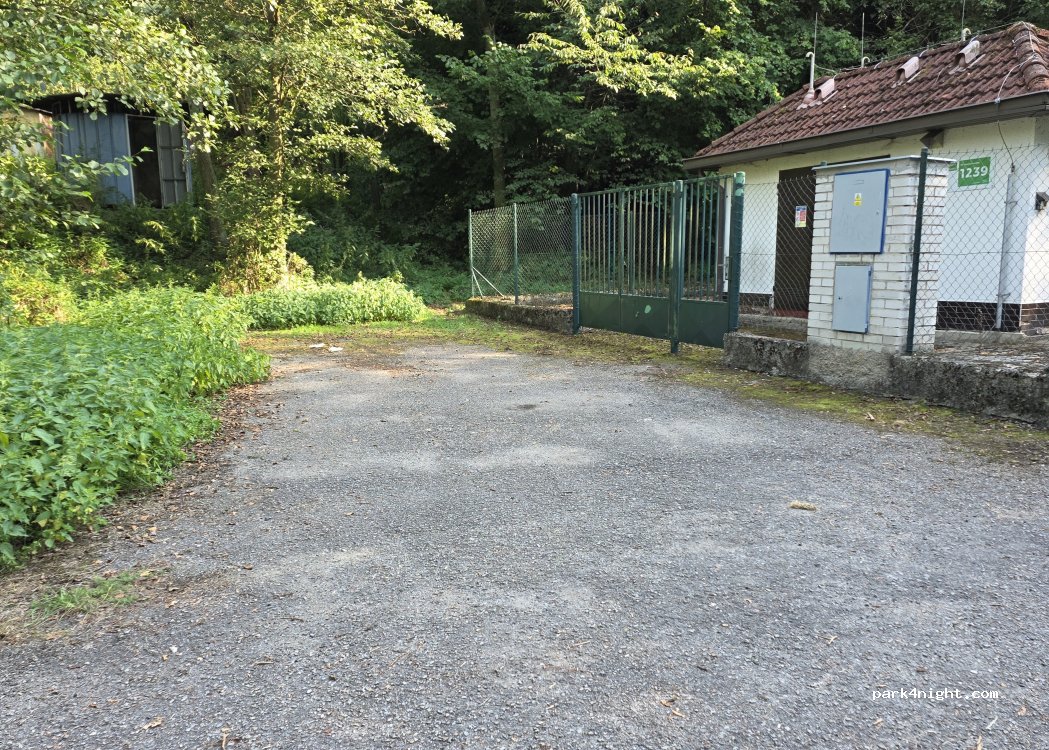 (28522) Zruč nad Sázavou - Ke Stadionu — foto