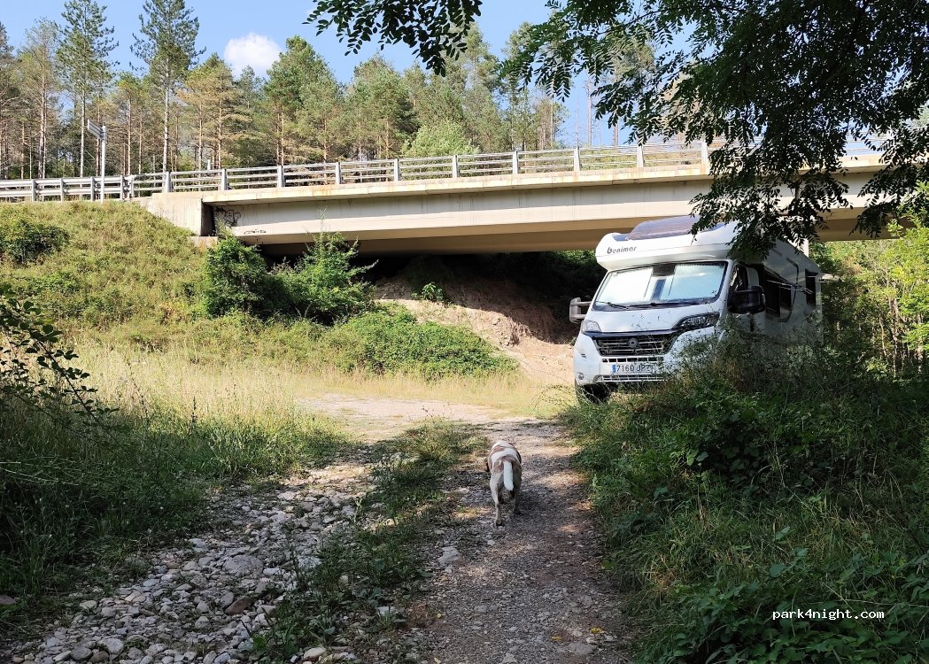 (08696) la Pobla de Lillet - B-402 — foto