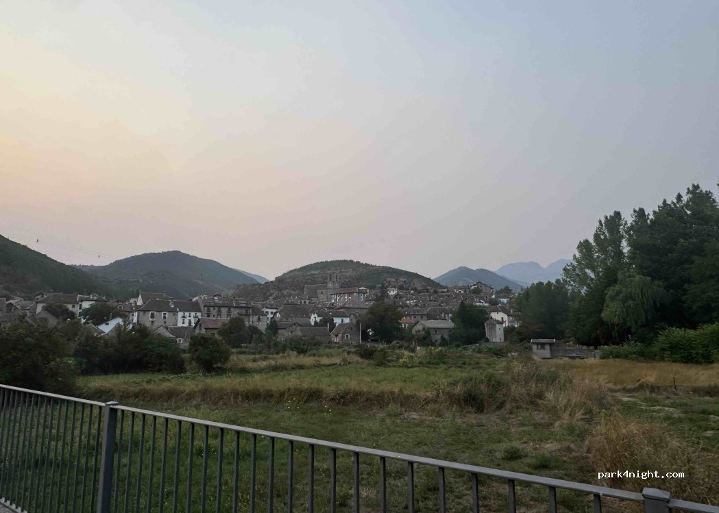 (22720) Valle de Hecho - Unnamed Road — foto 4