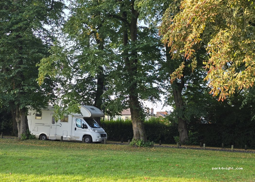 (PR1 6AP) Preston - Moor Park Avenue — foto 2