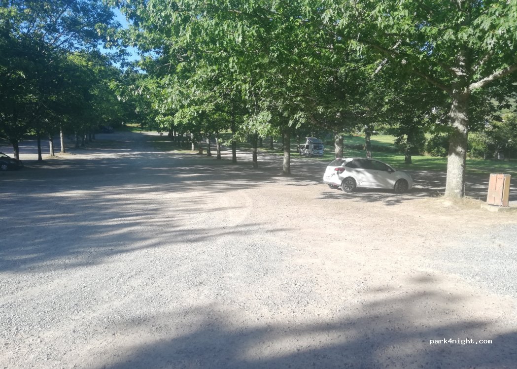 (23000) Guéret - Rond-Point de Courtille — foto 3
