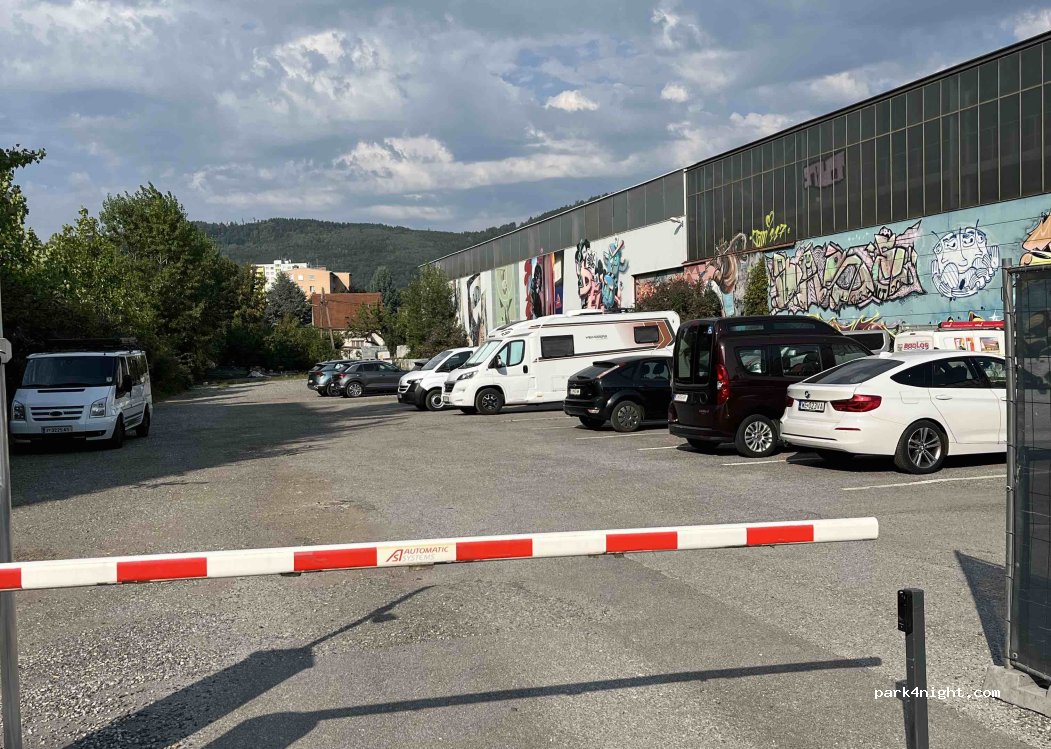 (8020) Graz - Waagner-Biro-Straße — foto 2