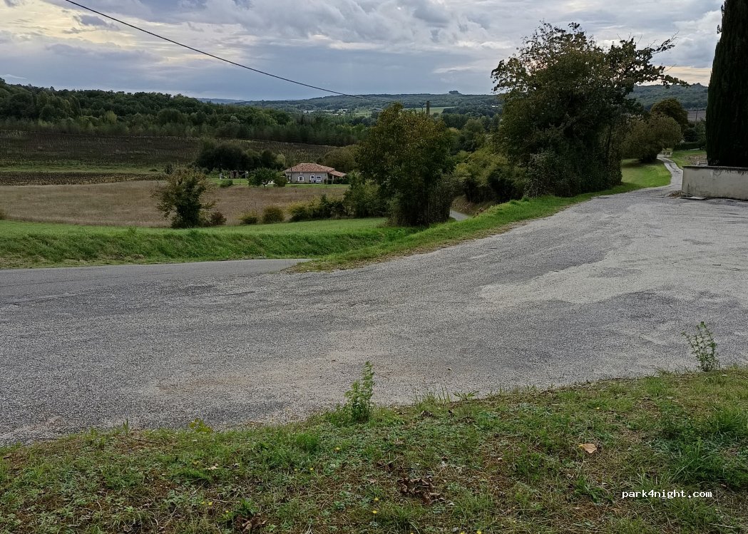 (82220) Molières - Route de Labarthe — foto