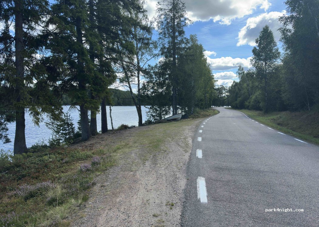 (310 38) Simlångsdalen - N 652 — foto 2