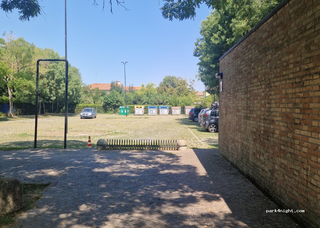 (48121) Ravenna - Via Ortona — foto