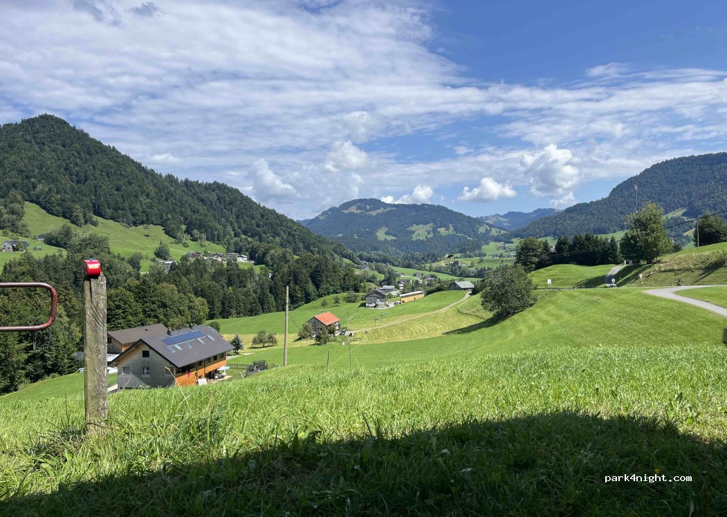 (6952) Gemeinde Hittisau - Hittisauer Straße — foto