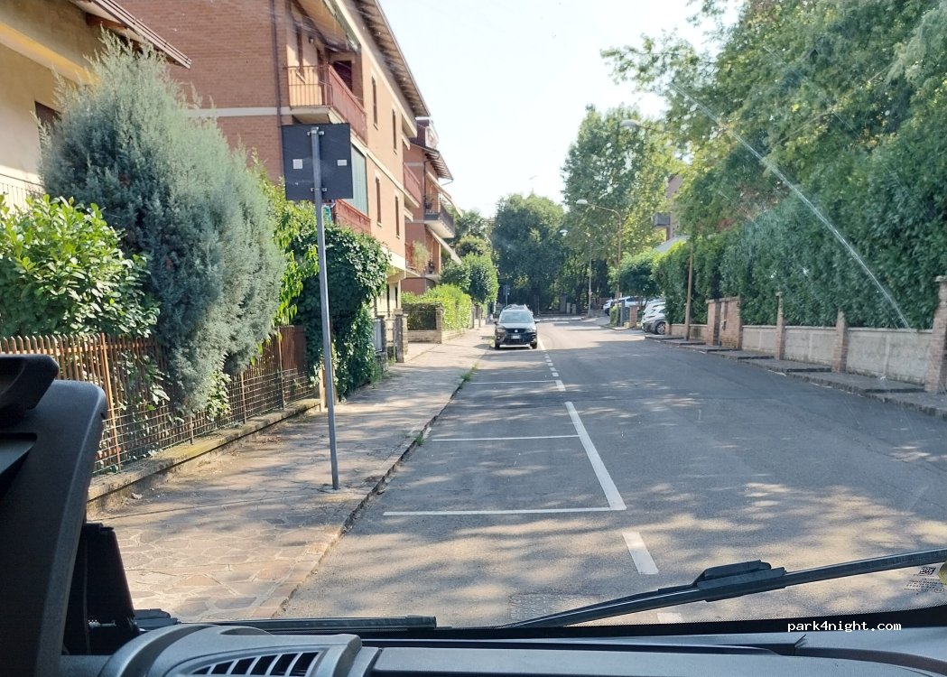 (41053) Maranello - Via Giosuè Carducci — foto