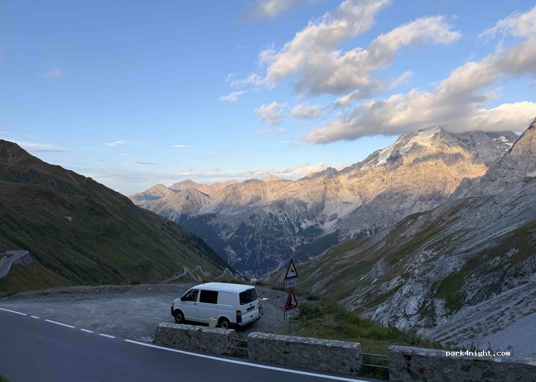 (39029) Passo Stelvio - Stilfserjoch - Stelvio Pass — foto