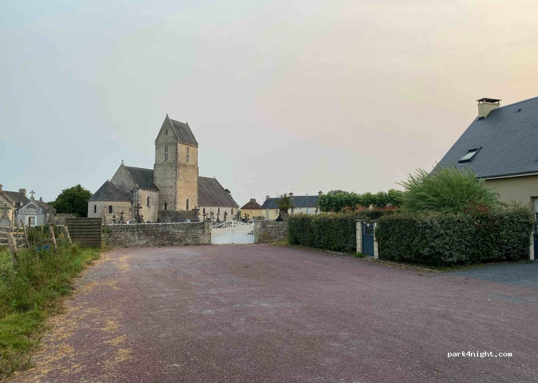 (50480) Chef-du-Pont - Rue Les Esnaults — foto