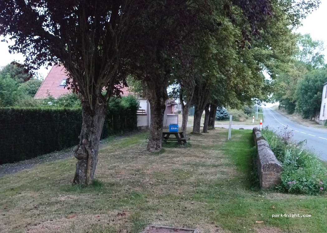 (80160) Monsures - Hameau de L'Estocq — foto