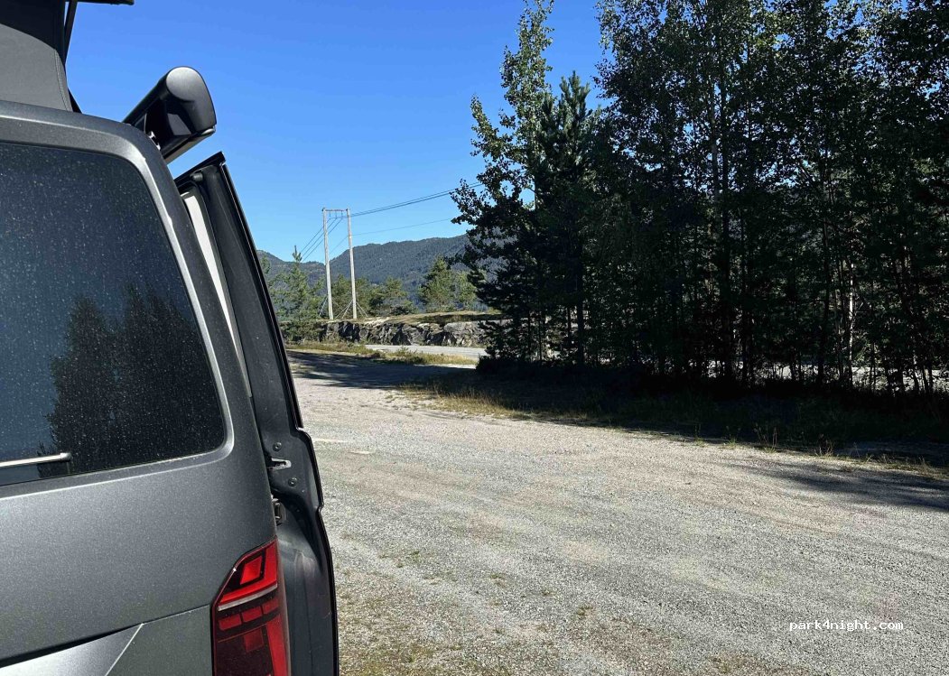 ()  - Vråvegen — foto 2