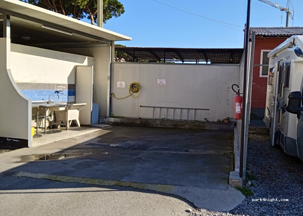(17027) Pietra Ligure - 43 via francesco crispi — foto 4