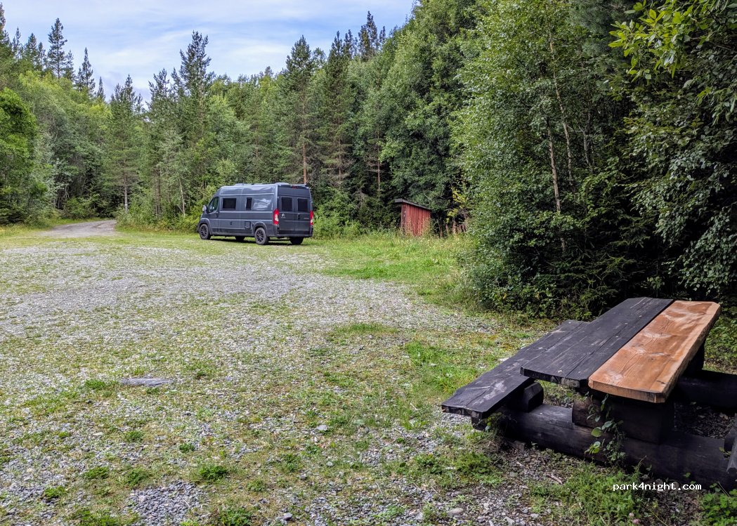 (835 91) Krokom - Unnamed Road — foto