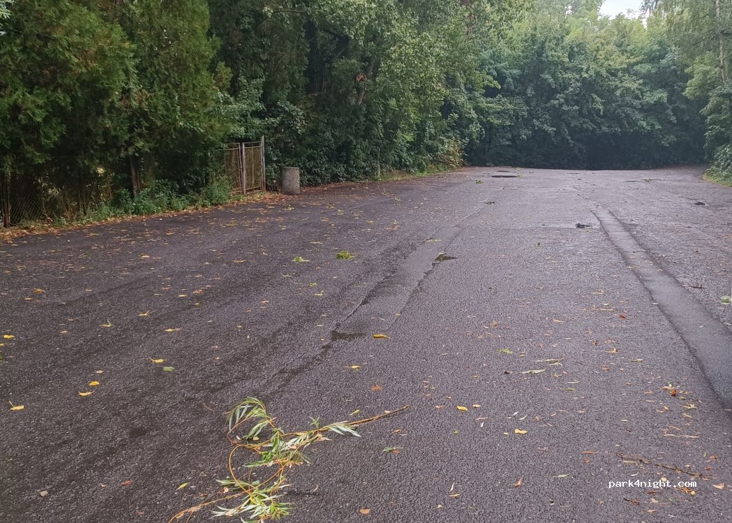 (984 03) Lučenec - Mestský park — foto 2