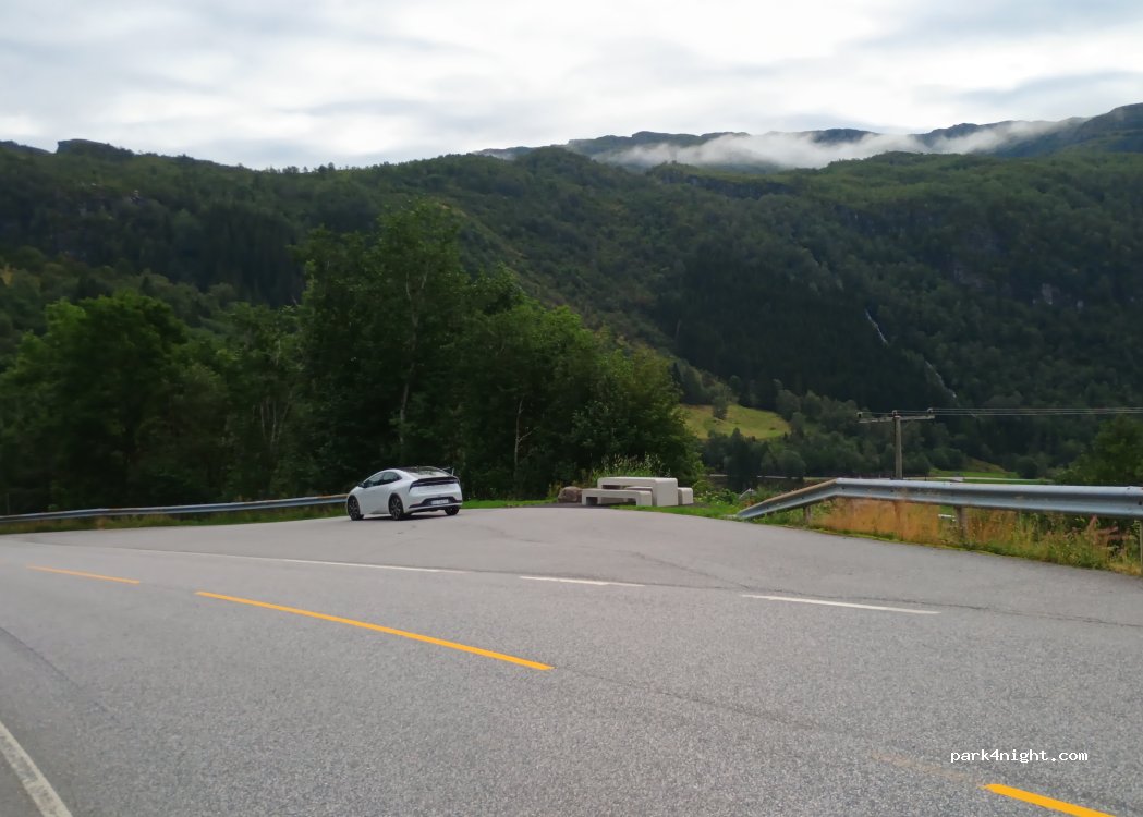 (6953) Leirvik i Sogn - Tauningvegen — foto