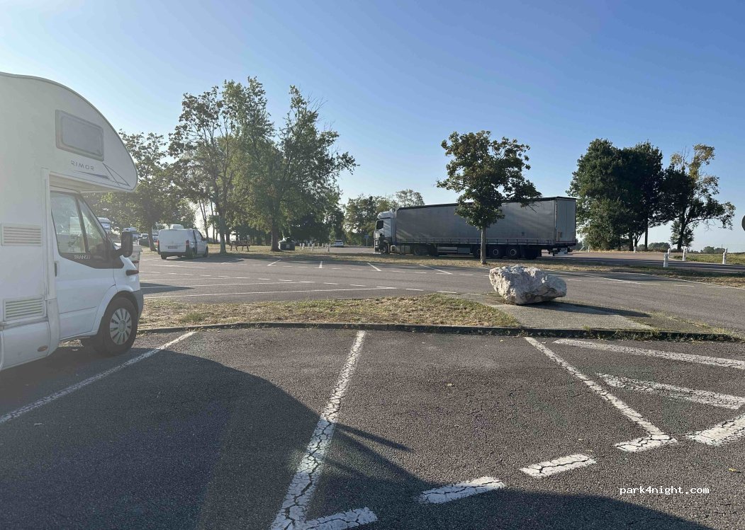 (21250) Glanon - Aire du Bois Guillerot — foto