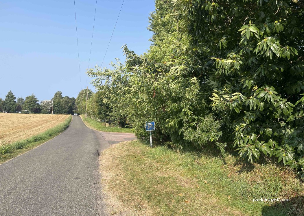 (76790) Le Tilleul - Rue du Moulin — foto 2
