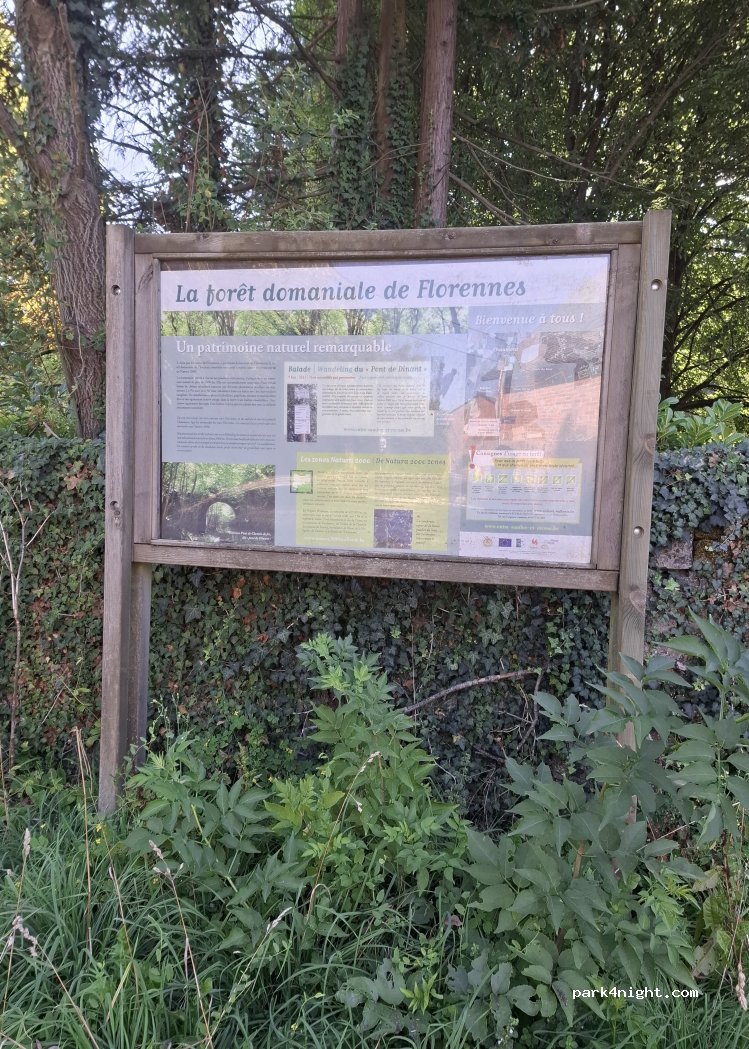 (5620) Florennes - Rue de la Grotte — foto 2