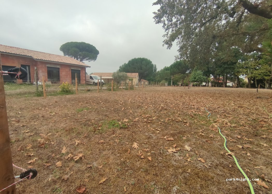 (40000) Mont-de-Marsan - Avenue de la Ferme du Pasquès — foto 3