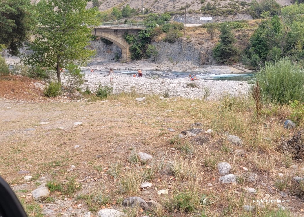 (22363) Puértolas - Unnamed Road — foto