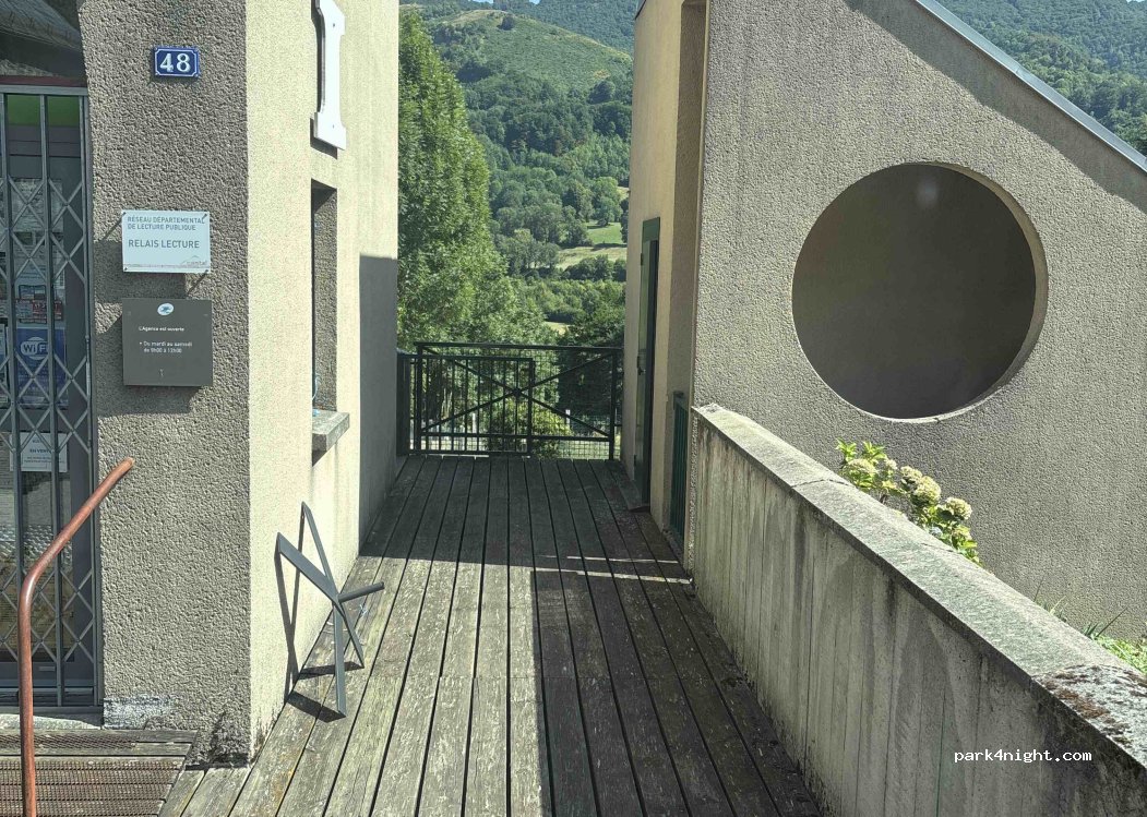 (15800) Thiézac - Grand'Rue — foto