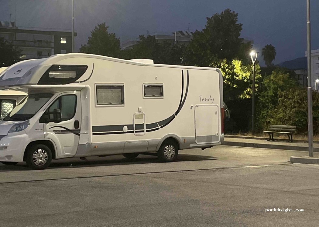 (84092) Battipaglia - Via Amerigo Vespucci — foto 2