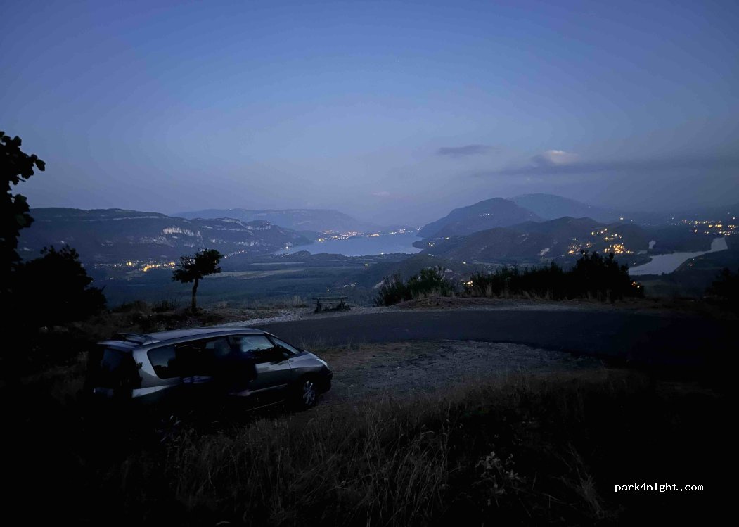 (01350) Culoz - Route du Grand Colombier — foto 2