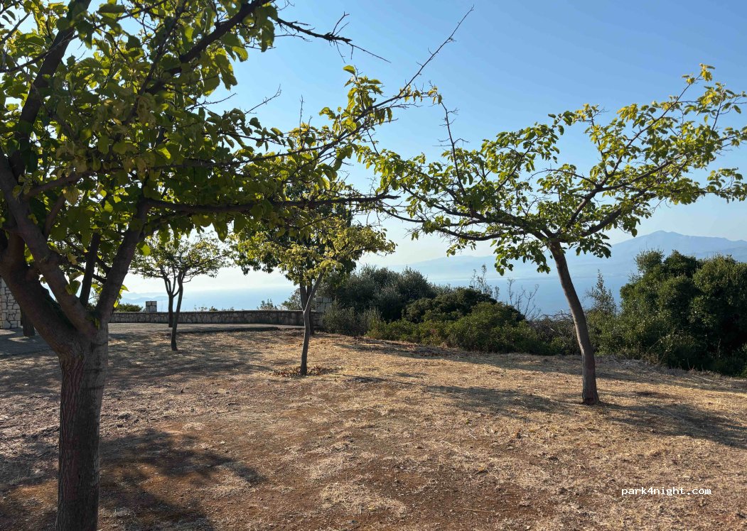 (33056) Municipal Unit of Efpalio - — foto 3