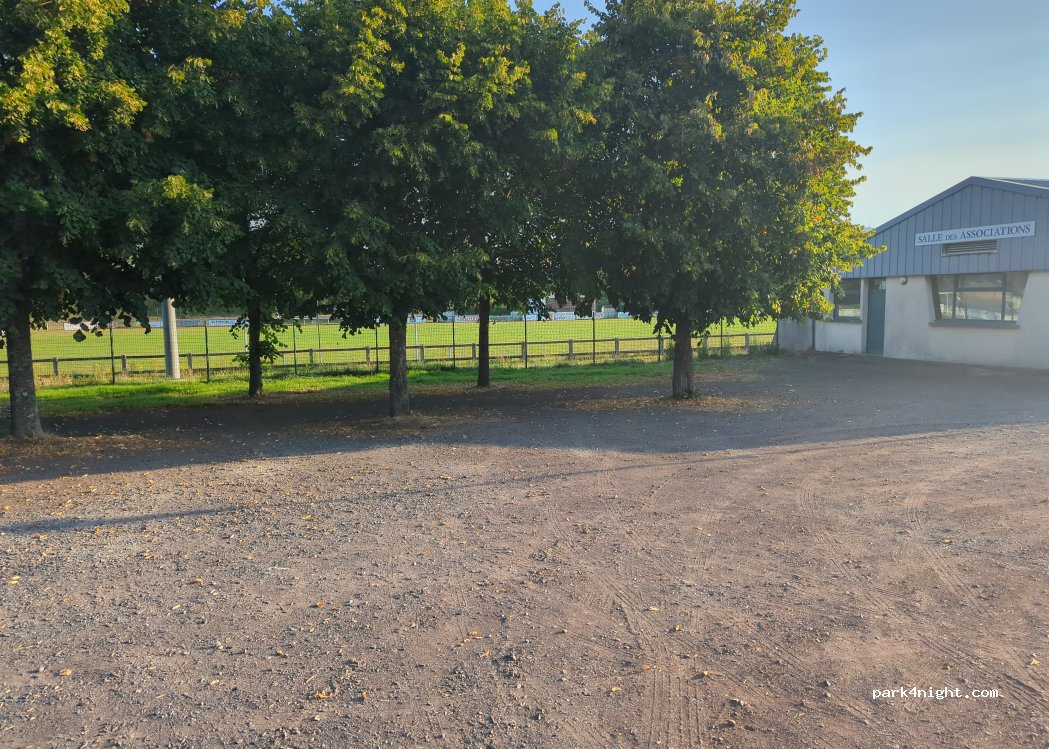 (63210) Nébouzat - Rue du Pradat — foto 2