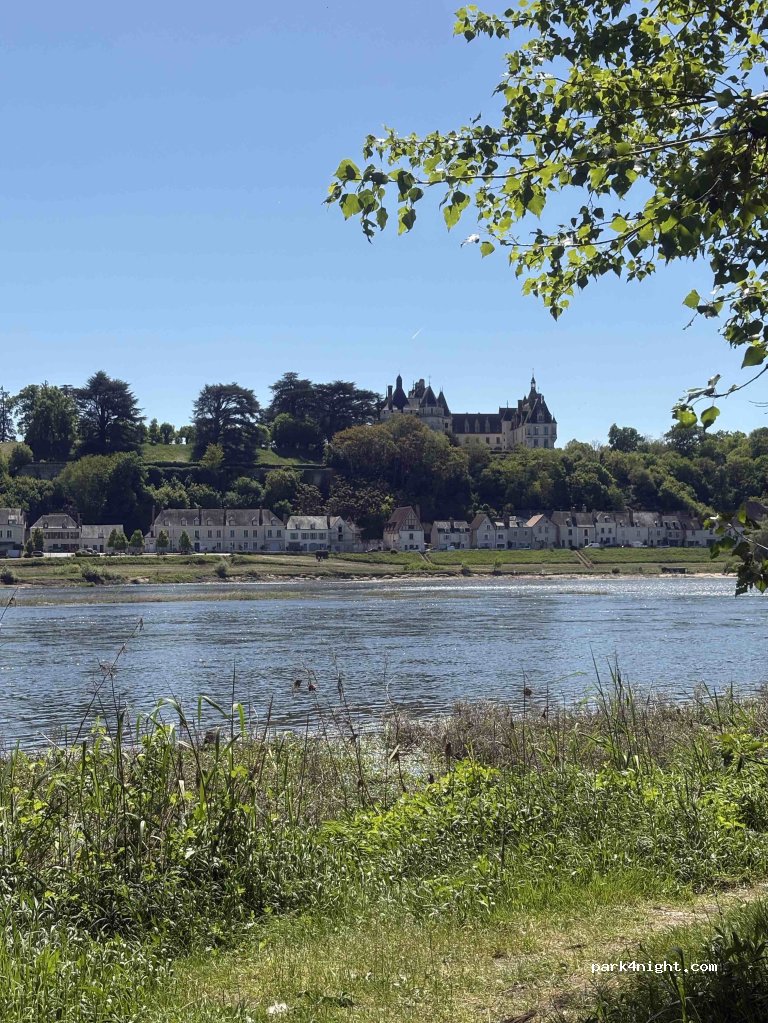 (41150) Veuzain-sur-Loire - D 952 — foto 2