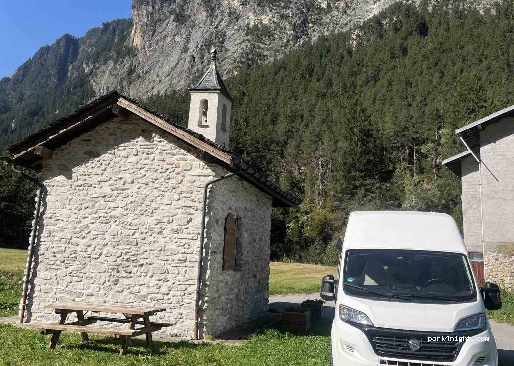 (73350) Planay - Route de la Novaz — foto
