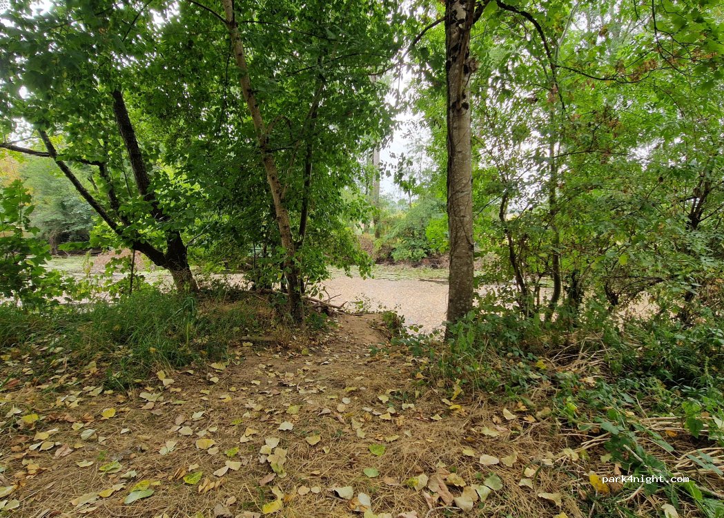 () Bassillac et Auberoche - Route des Tuilières — foto