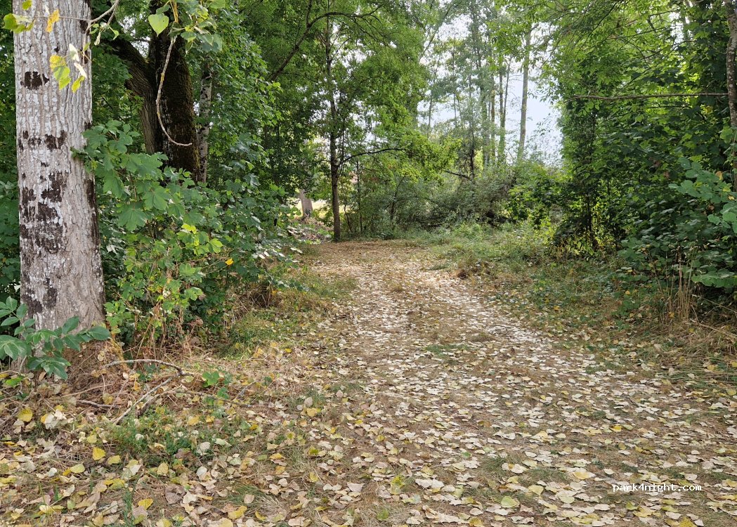 () Bassillac et Auberoche - Route des Tuilières — foto 2