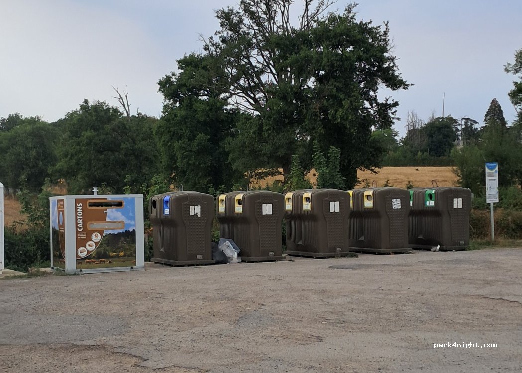(87360) Lussac-les-Églises - Avenue François de Bourdelle — foto