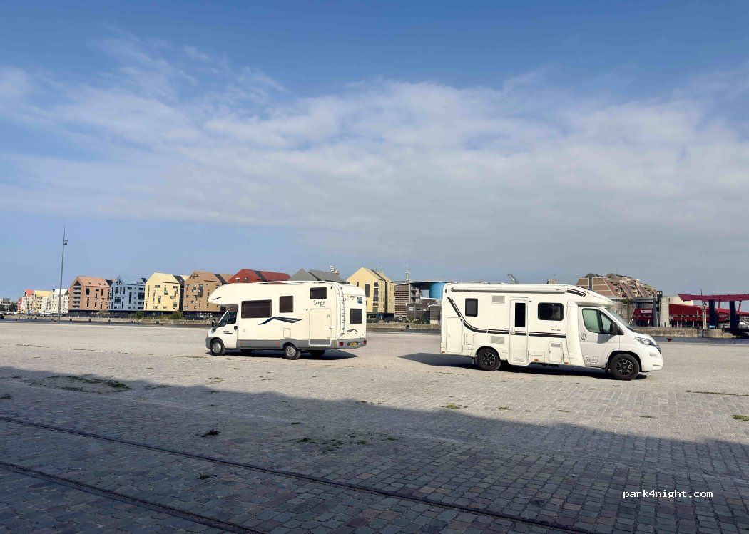 (59140) Dunkirk - Rte du Quai Freycinet — foto