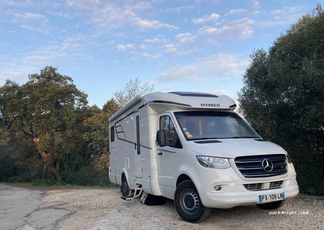 (83400) Hyères - Chemin de la Roquette — foto 2