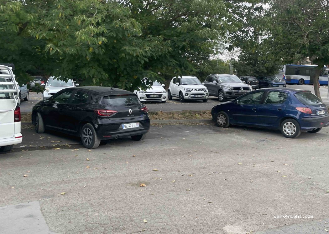 (34690) Fabrègues - Rue des Troènes — foto