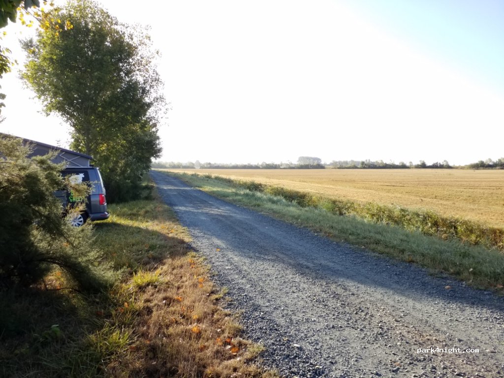 (85580) Saint-Michel-en-l'Herm - Unnamed Road — foto