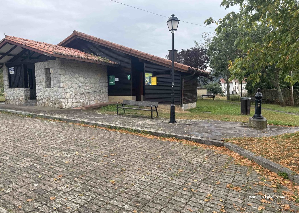 (48310) Ibarrangelu - Arboliz auzoa — foto