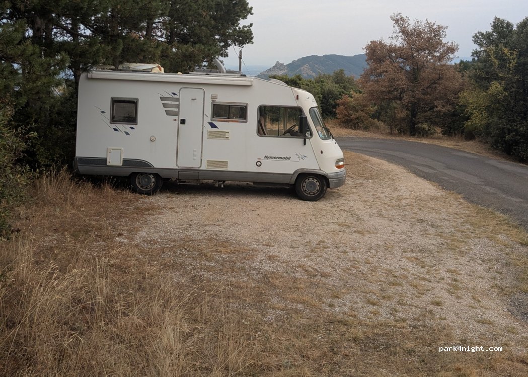 (07130) Cornas - Route de Saint-Romain-de-Lerps — foto 2