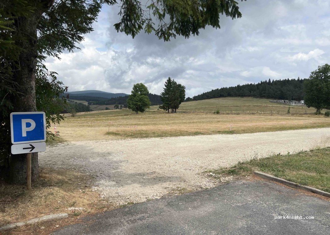 (43290) Saint-Bonnet-le-Froid - Place aux Champignons — foto 2
