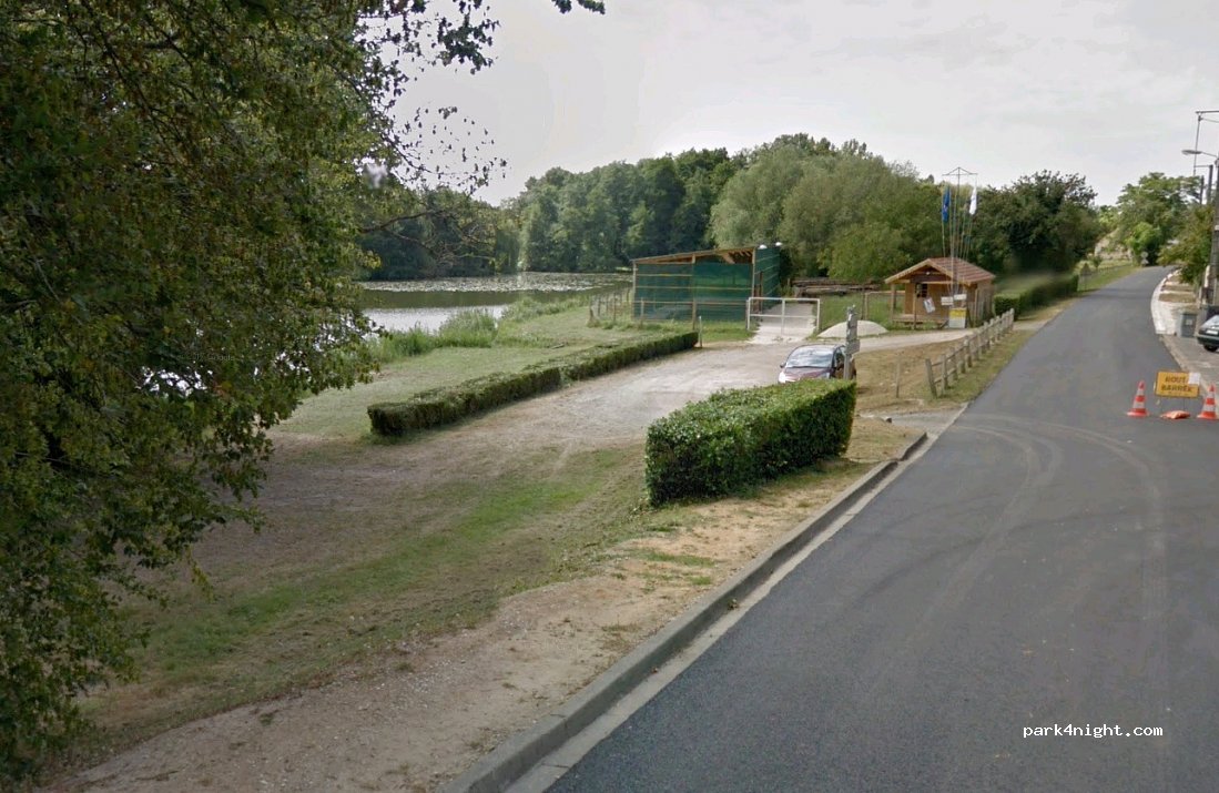 (45260) Vieilles-Maisons-sur-Joudry - 106-118 Route de Grignon À Vieilles Maïs — foto