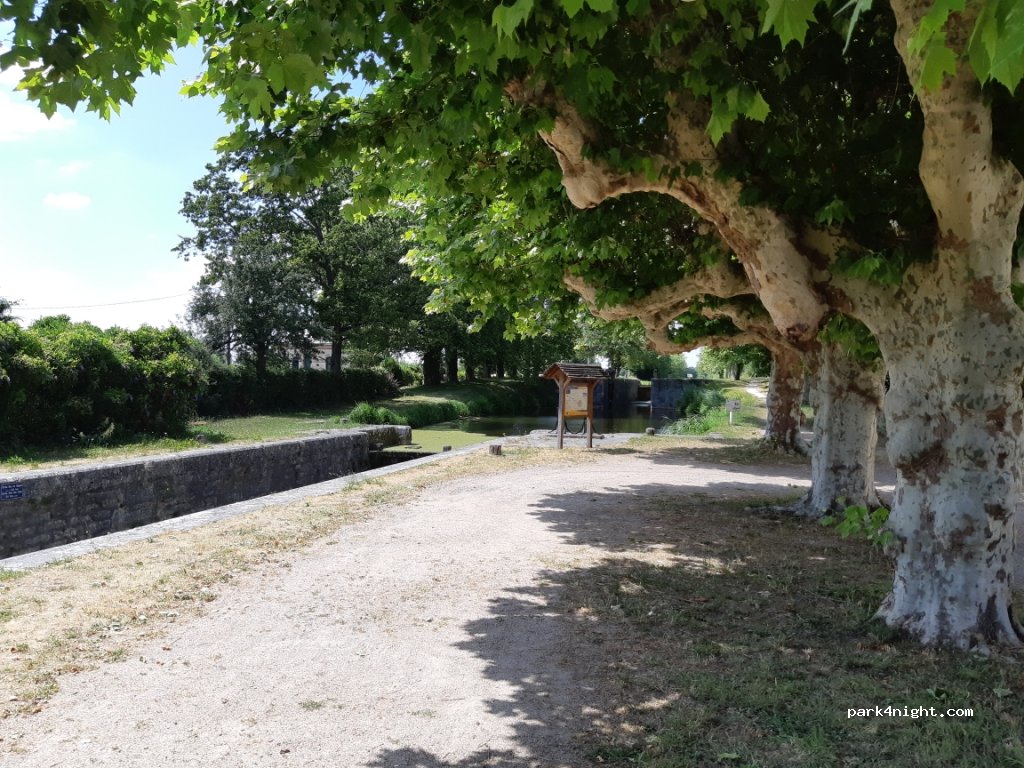 (45260) Vieilles-Maisons-sur-Joudry - 106-118 Route de Grignon À Vieilles Maïs — foto 3