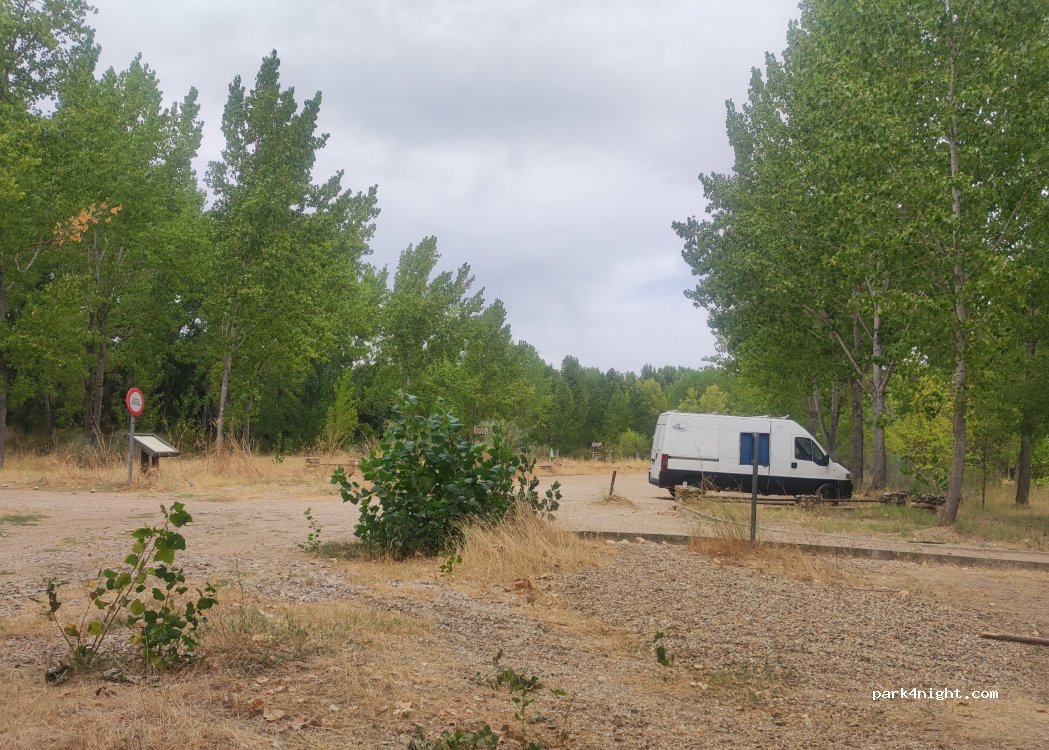 () Talamanca de Jarama - Calle Escipión — foto 3