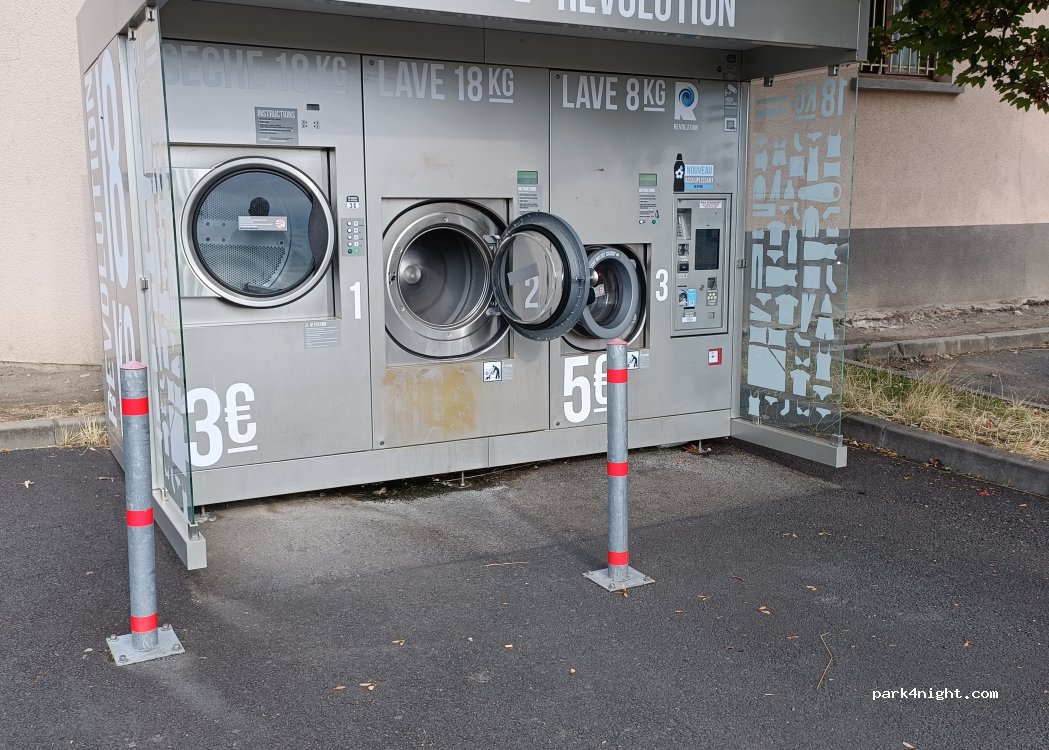 (63670) La Roche-Blanche - Rue Sous Châteaugay — foto 2