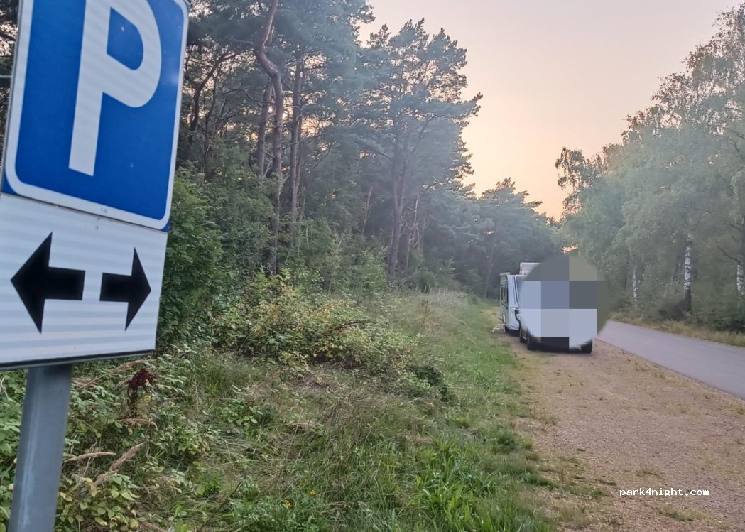 (302 60) Halmstad - Skogsbrynet — foto 2